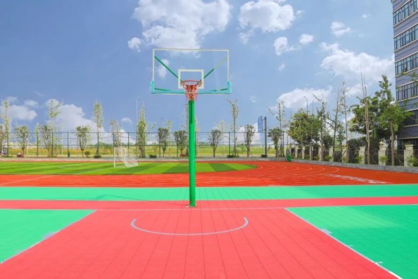 四川興科城市交通技工學(xué)校招生簡章