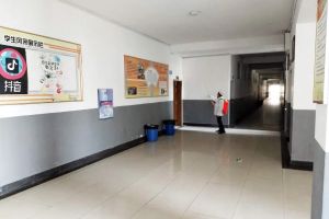 綿陽南山中學實驗學校招收外地學生嗎