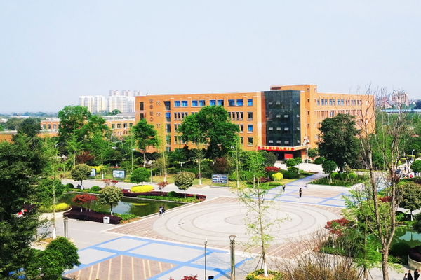 成都五月花高級技工學(xué)校