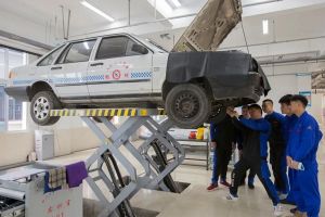 四川汽車職業(yè)技術(shù)學(xué)院師資力量好嗎