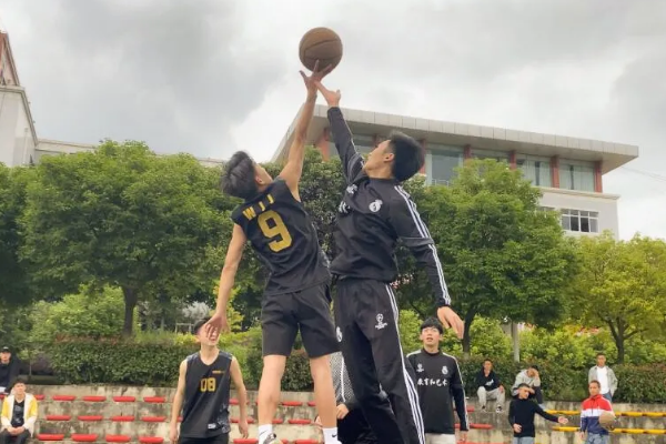 初中畢業(yè)學(xué)什么專業(yè)好