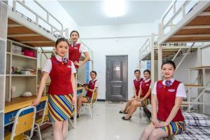 女生學空乘這個專業(yè)怎么樣