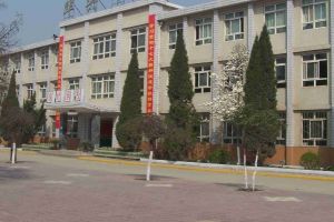 仁壽華興中學(xué)學(xué)費多少_華興中學(xué)口碑好嗎