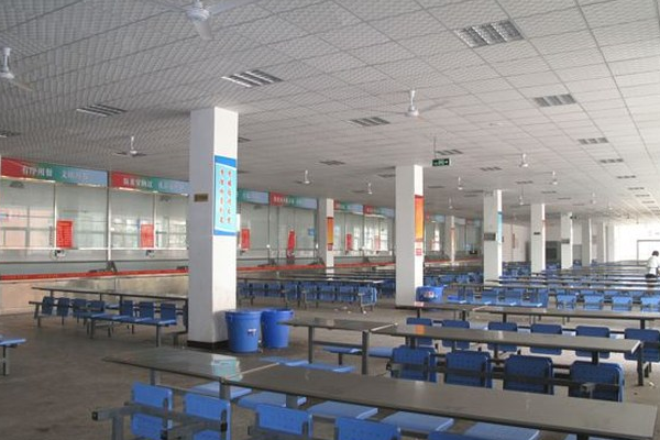 自貢職業(yè)技術學校環(huán)境怎么樣