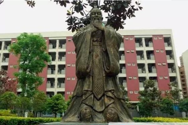 四川華商理工職業(yè)學(xué)校怎么樣