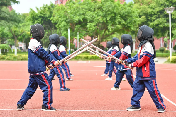 川科外國(guó)語(yǔ)學(xué)校招生