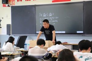 2021年都江堰市領(lǐng)川實驗學(xué)校高三復(fù)讀班招生簡章