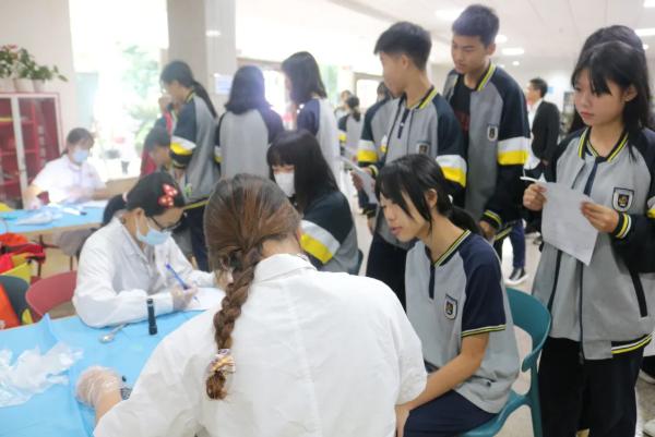 四川托普計算機職業(yè)學校分數(shù)線
