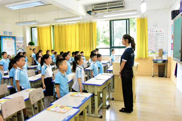 成都市郫都區(qū)綿實(shí)外國(guó)語學(xué)校教學(xué)好不好