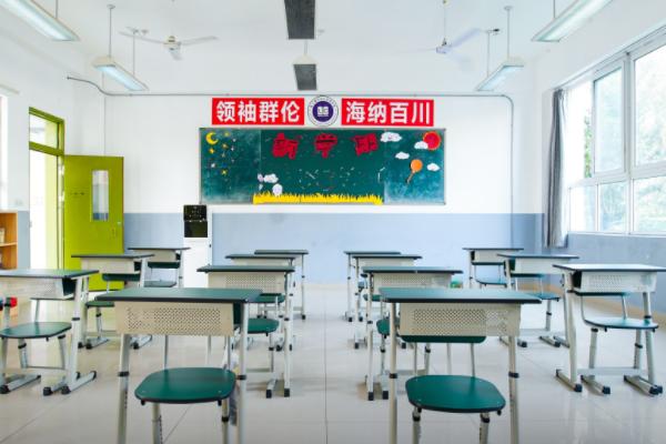 都江堰市領(lǐng)川實驗學(xué)校教室
