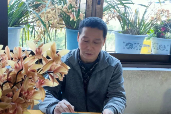 眉山市青神中學(xué)師資怎么樣