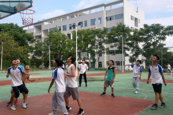 梓潼中學(xué)