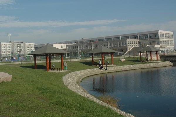 成都技師學院