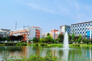 2022年成都鐵路衛(wèi)校招生簡章|招生專業(yè)|報(bào)名條件