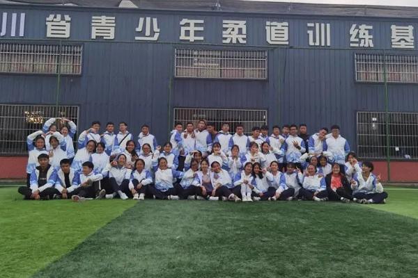 普明中學(xué)老師在比賽中獲獎
