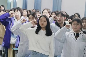四川省針灸龍泉校區(qū)這個(gè)學(xué)校怎么樣