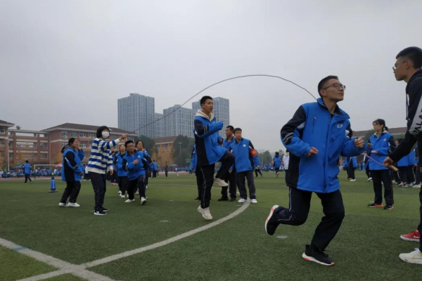 崇慶中學(xué)是重點高中嗎