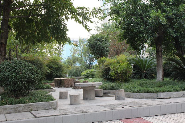 峨眉山市職業(yè)技術(shù)學(xué)校