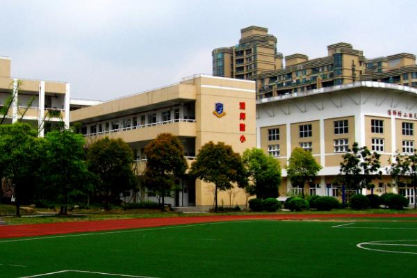 四川托普計算機(jī)職業(yè)學(xué)校