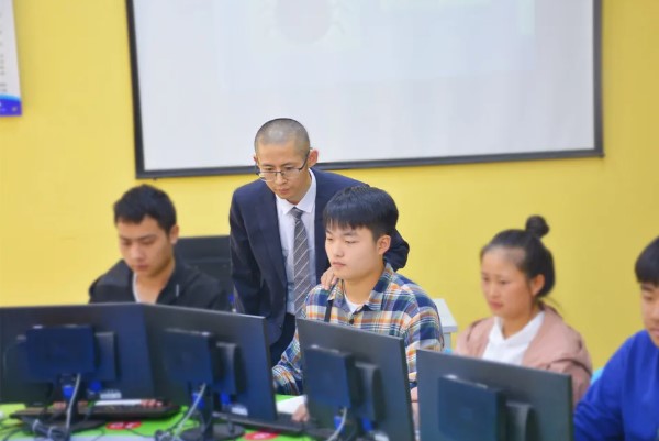四川理工技師學院云計算技術(shù)應用專業(yè)