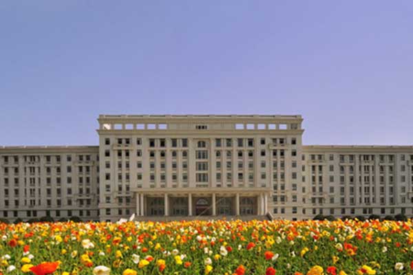 四川省信息工程學(xué)校