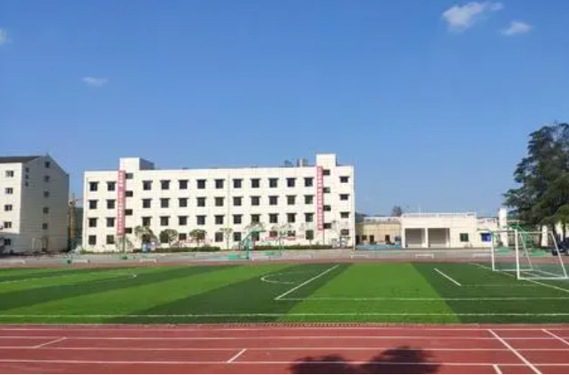綿陽靈通電氣技工學校
