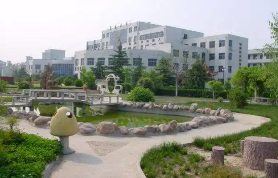 成都技師學(xué)院