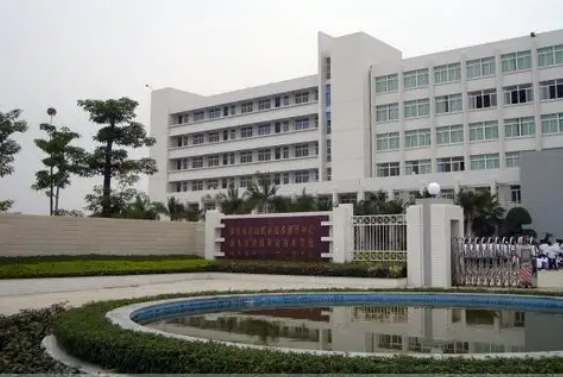 成都市莊園機(jī)電職業(yè)技術(shù)學(xué)校