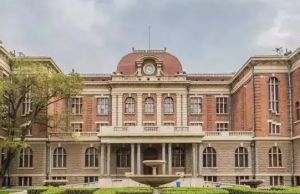 初中畢業(yè)可以讀大?？梢詥? />              </div>
              <div   id=