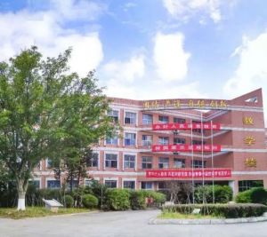 四川省南充衛(wèi)生學校好不好|地址在哪
