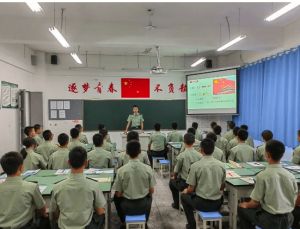 樂山市旅游學校2022年收費標準_助學政策