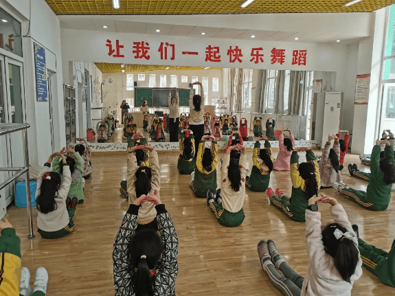 都江堰市友愛學(xué)校