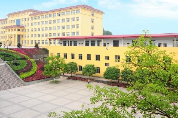 四川理工技師學院招生簡章
