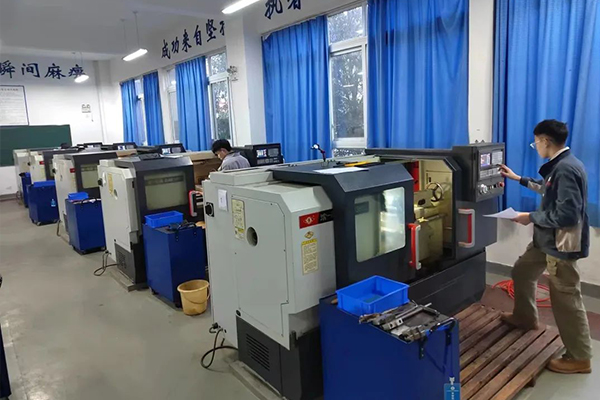 雅安市職業(yè)高級中學招生