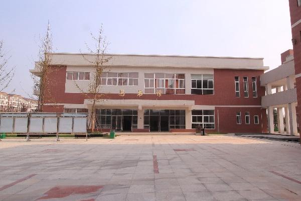 四川省綿陽(yáng)農(nóng)業(yè)學(xué)校環(huán)境
