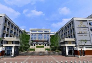 2023年四川省成都市郫都一中升學(xué)率多少_郫都一中有宿舍嗎
