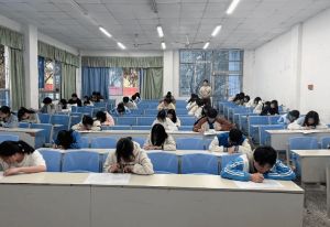 四川國盛技工學(xué)校是什么學(xué)歷_地址在哪里