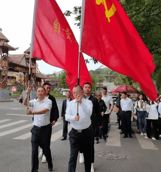 自貢旅游職高學(xué)校