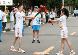 成都工貿(mào)職業(yè)技術(shù)學(xué)院師資力量_教學(xué)設(shè)施