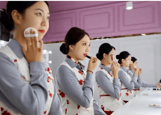 成都泛美航空旅游職業(yè)學(xué)校