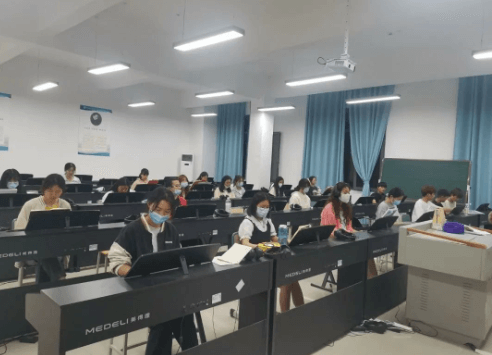 南充科技職業(yè)學院