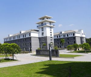 2024年四川省恩陽(yáng)中學(xué)怎么樣_分班情況