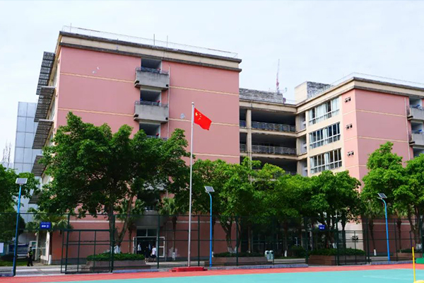 成都東上高級中學高級中學分數(shù)線