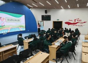 2024年成都外國語學(xué)校招生對象_招生流程