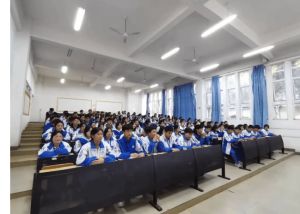 2024年攀枝花市綜合高中錄取分?jǐn)?shù)_招生條件