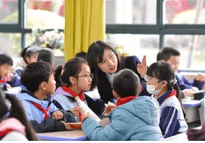 2024年成都市郫都區(qū)綿實(shí)外國語學(xué)校招生對象_招生分?jǐn)?shù)