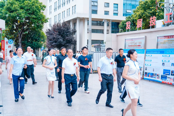 四川興科城市交通高級(jí)技工學(xué)校