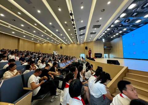 成都市新津區(qū)成外學校