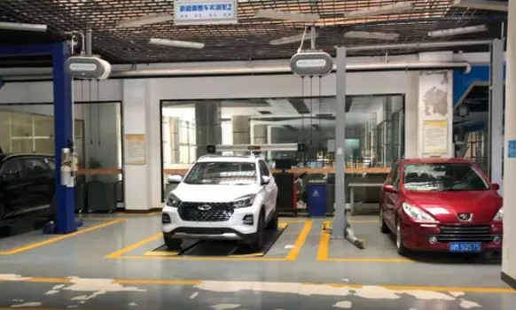 四川希望汽車技師學(xué)院
