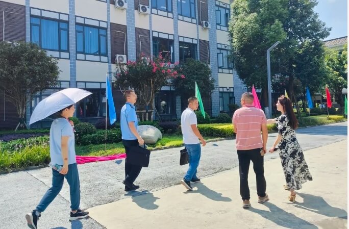成都天翼學校